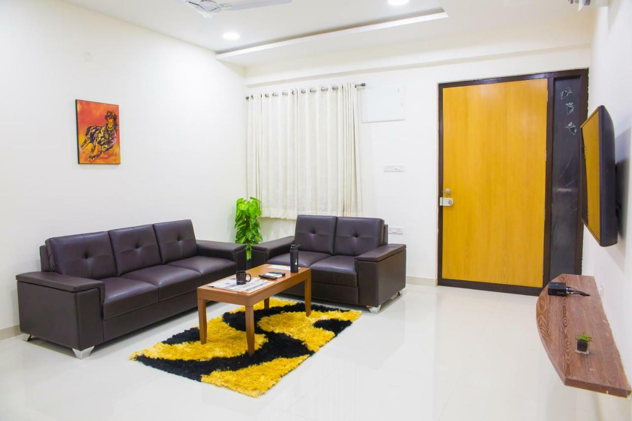 Aptly Premium Serviced Apartments - A Brand Unit Of Skyla - Lotus Pond Хайдарабад Экстерьер фото